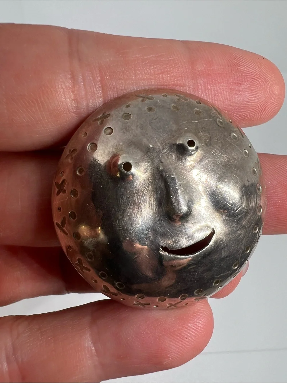 VTG Liderneau Artisan Sterling Silver Smiling Moon Brooch pin